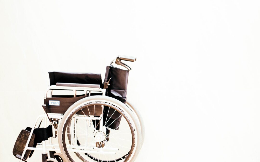 Poduszka do wózka inwalidzkiego – jak działa i jakie ma plusy?